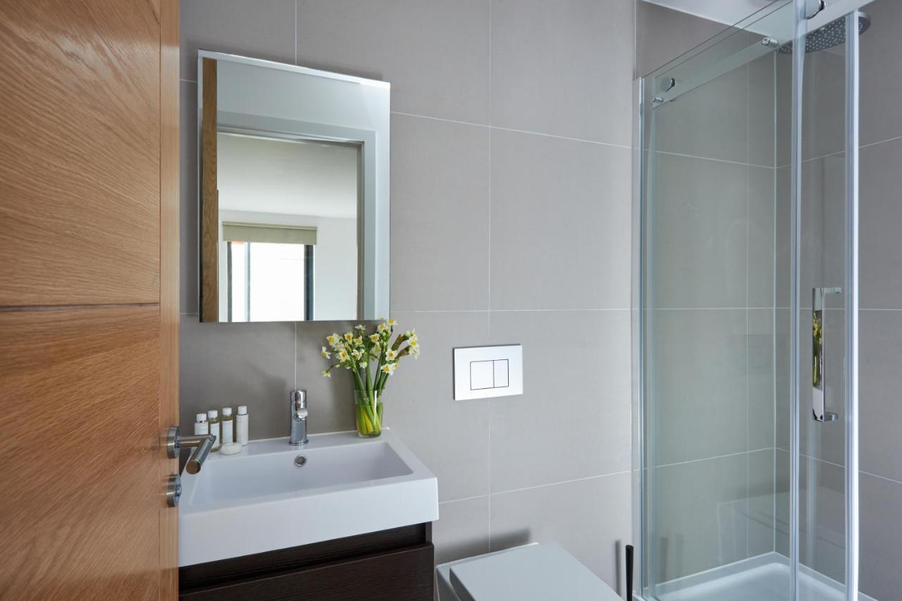 Hammersmith Mews By Viridian Apartments 런던 외부 사진